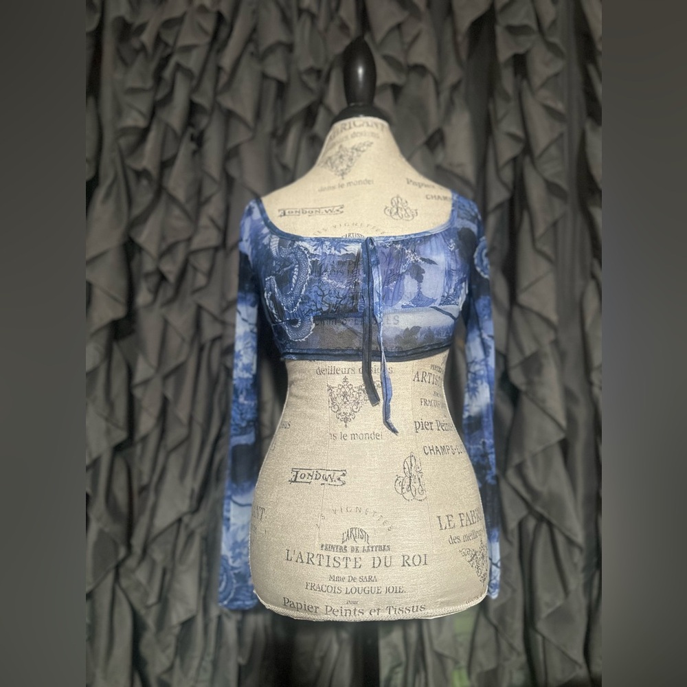 PrettyLittleThing , size S, blue